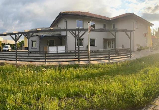 Apartamenty Zatorze Leszno  Extérieur photo